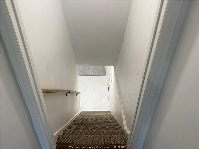 1317 Clovelly Dr #2 — Photo 4