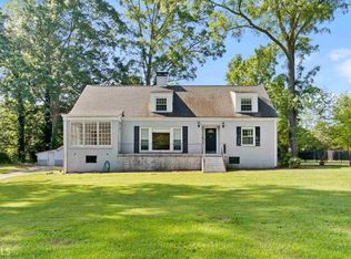 27 Woodlawn Ave, Hampton, GA 30228