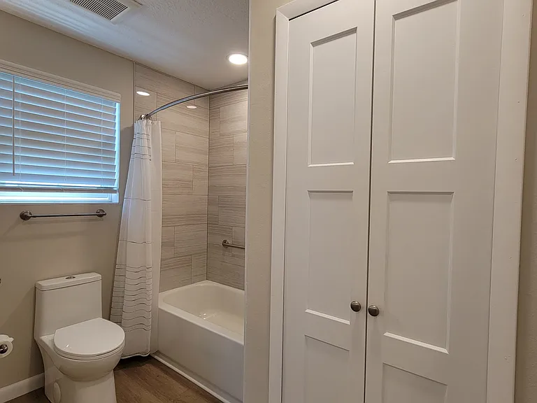 515 26th Ave N #1/2 — Photo 13