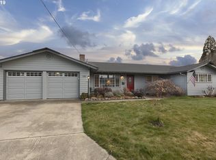 106 Victoria Way, Central Pt, OR 97502