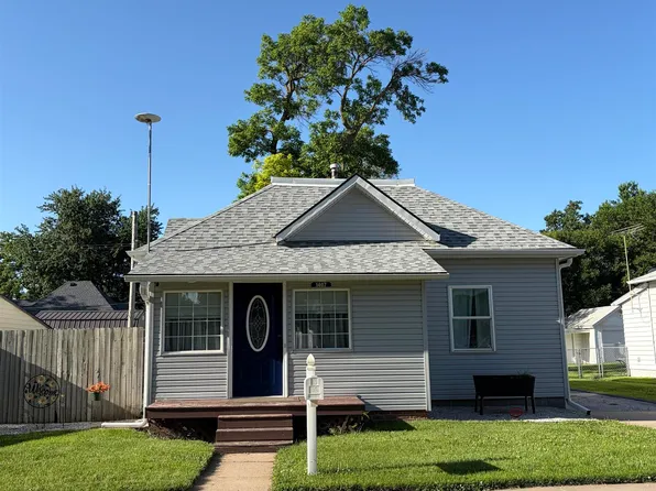 1407 W 4th St, Hastings, NE 68901
