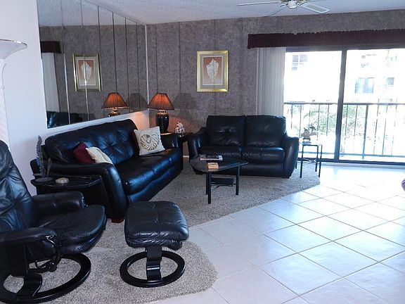 3rd image of 204 Aegean Vista Way