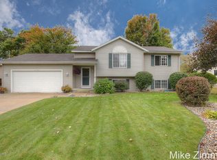 6646 Scott St, Allendale, MI 49401
