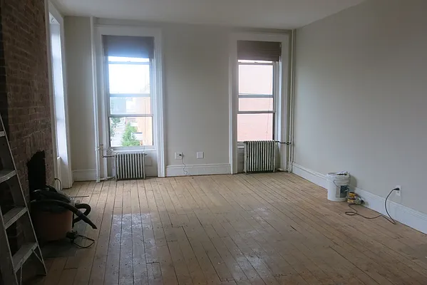 Rented by Realty Collective | media 15