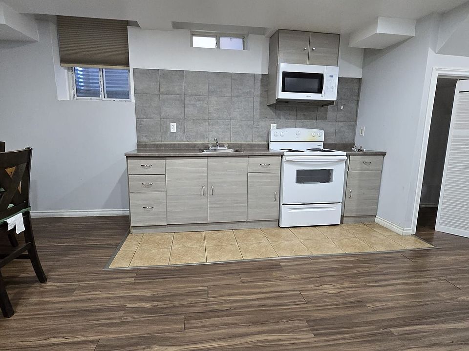 1st image of 21 Chalkfarm Cres #Basement