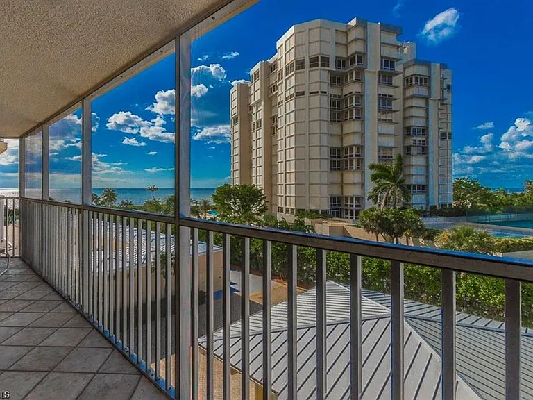 4041 Gulf Shore Blvd N #305 — Photo 19