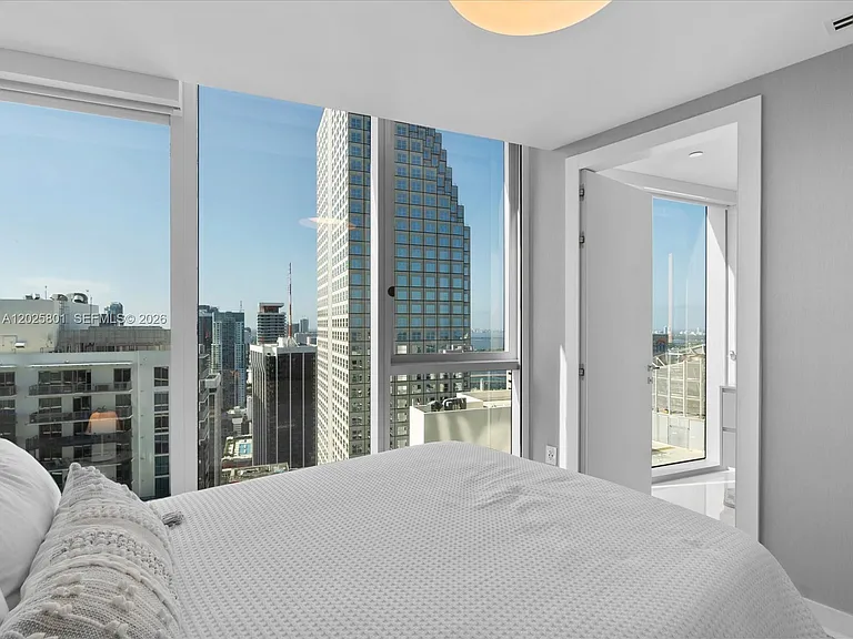 300 Biscayne Boulevard Way #4502E — Photo 26