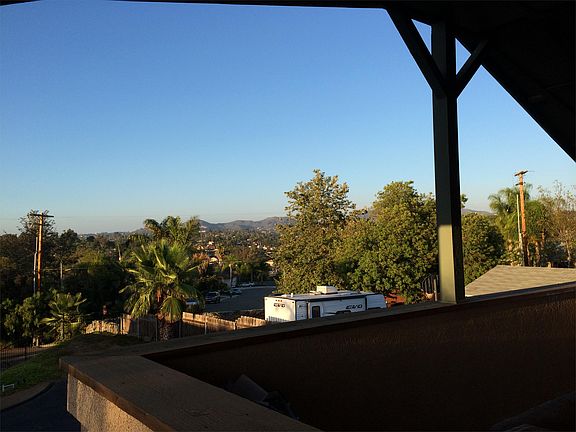 5th image of 625 Lado De Loma Dr