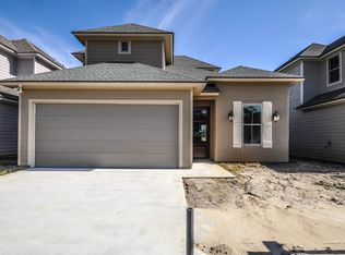 113 Santa Marta Dr, Youngsville, LA 70592