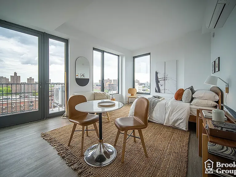 310 Grand Concourse #8B — Photo 1