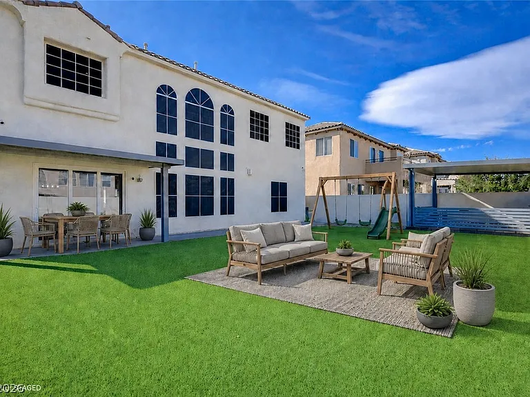 9738 Bear Trap Ct — Photo 47