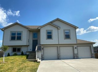 3209 Ne 79th Terrace, Kansas City, MO 64119