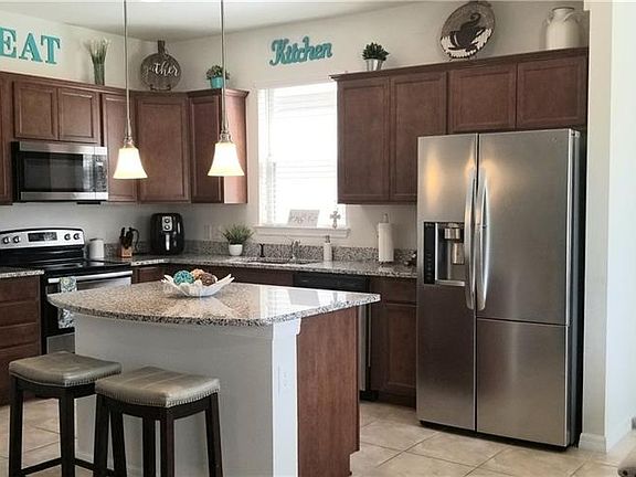 4th image of 8874 Hinsdale Heights Dr