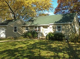 5920 Sunset Rd, Mound, MN 55364