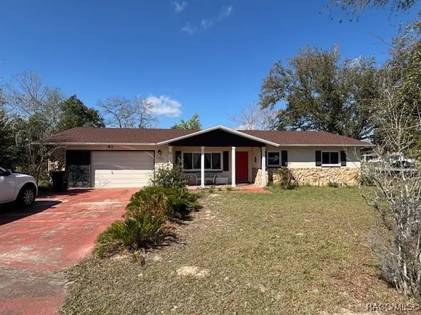 41 New Florida Ave, Beverly Hills, FL 34465