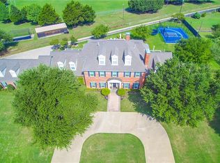213 Sunray Ln, Sunnyvale, TX 75182