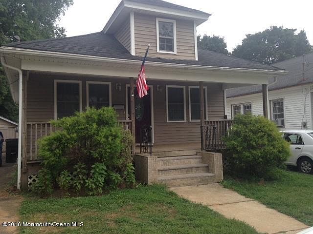 2nd image of 30 Cherry St