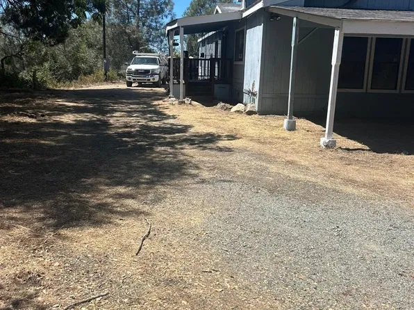 5822 Darby Ln, Murphys, CA 95247