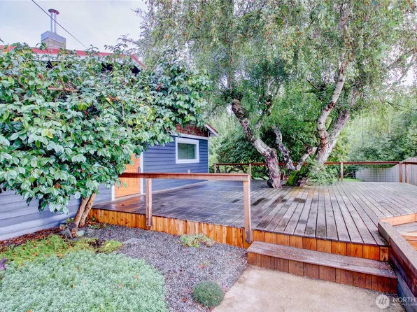 15301 Second Avenue, Bow, WA 98232