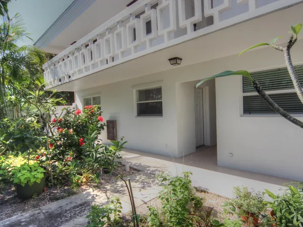 91 Willow Road #104, Tequesta, FL 33469