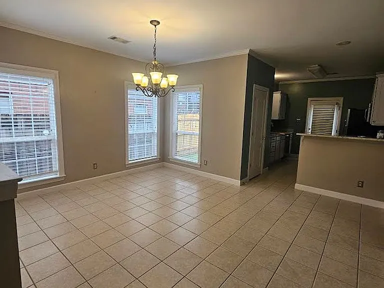 1257 Bridgewater Rd — Photo 3