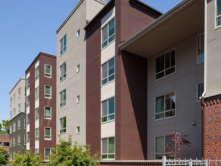 Cascade Court Apartments — Photo 16