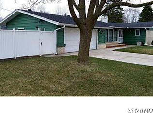 2815 Eisenhower St, Eau Claire, WI 54701