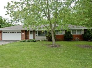 9213 Kasper Ave, Crystal Lake, IL 60014