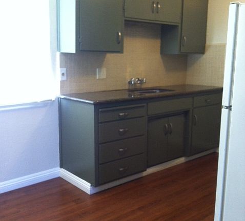 3rd image of 168 Towne Ter APT 3