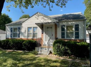 215 Derhake Rd, Florissant, MO 63031