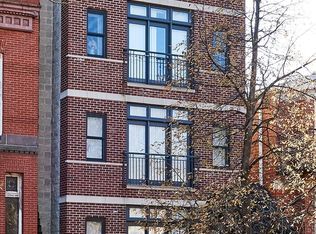 2215 W Monroe St APT 4, Chicago, IL 60612