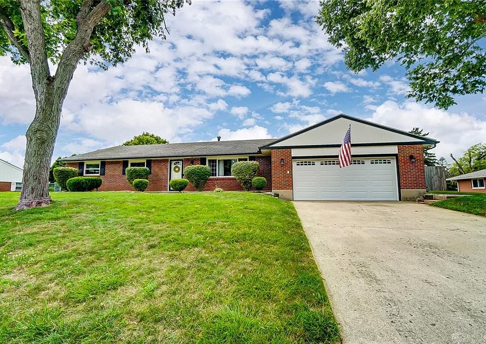 1st image of 305 Beechgrove Dr