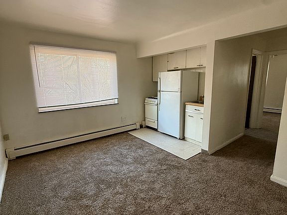 2nd image of 412 Volkert Pl APT 4