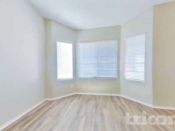 5th image of 6604 E Fairbrook St
