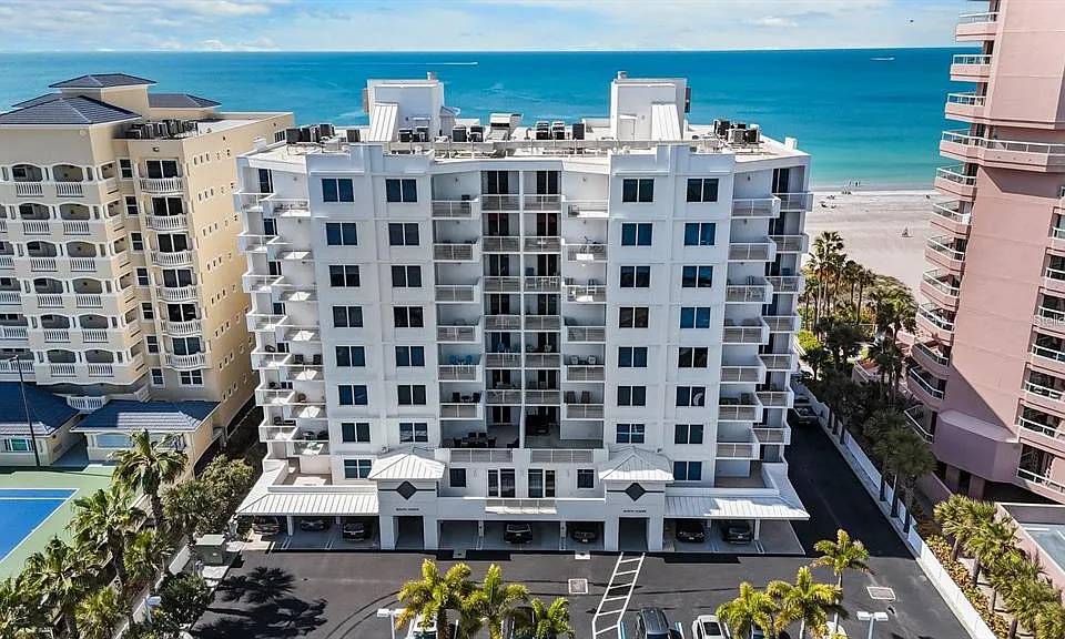 1350 Gulf Blvd #901