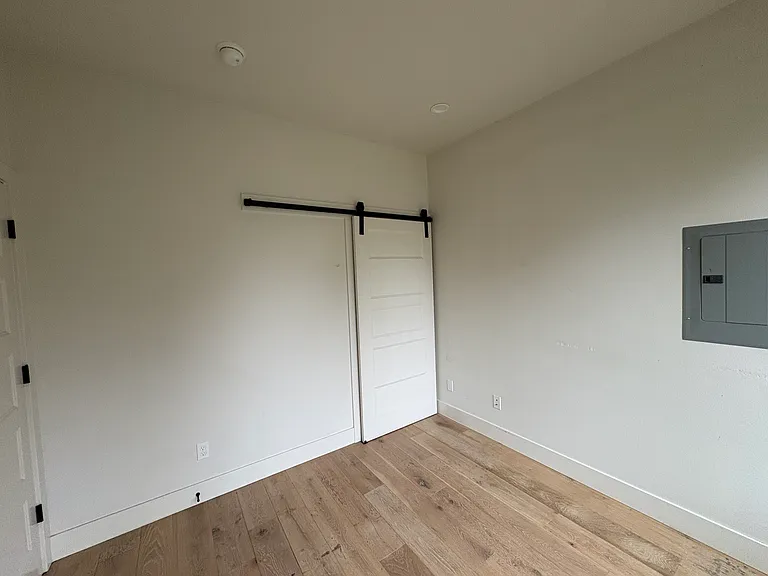 8212 N Chautauqua Blvd #A — Photo 3