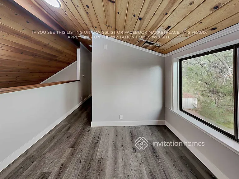 2927 Alhambra Dr — Photo 15