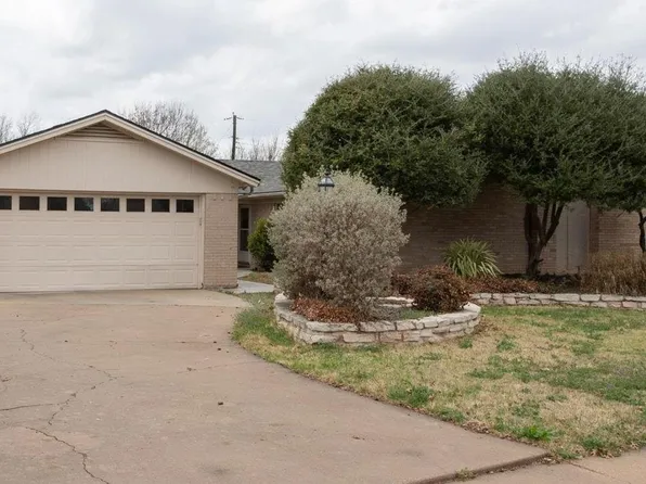 4310 Scottsdale Ln, Wichita Falls, TX 76302