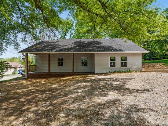 124 Lakeview Dr, Glasgow, KY 42141
