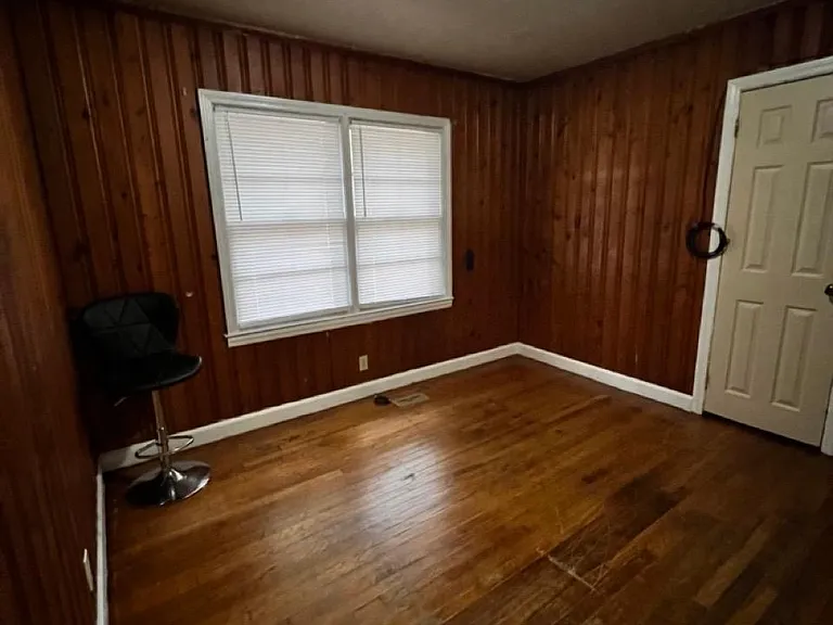 115 Dewey St — Photo 9