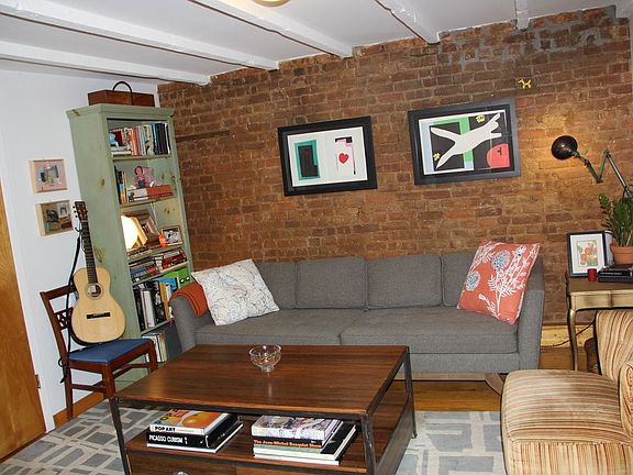 2nd image of 88 Douglass St #1