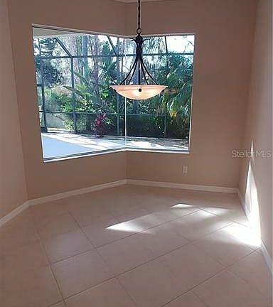 4th image of 9088 Willow Brook Dr