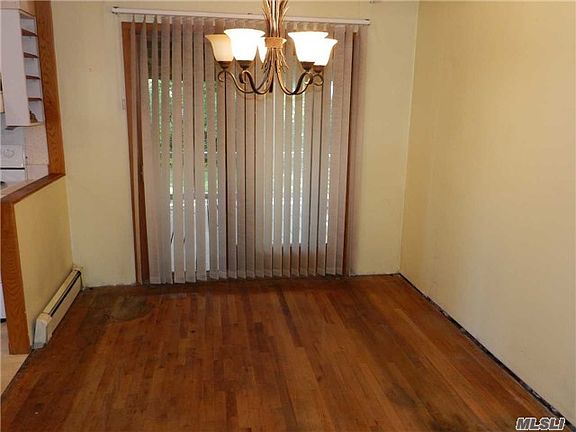 4th image of 311 Park Ln