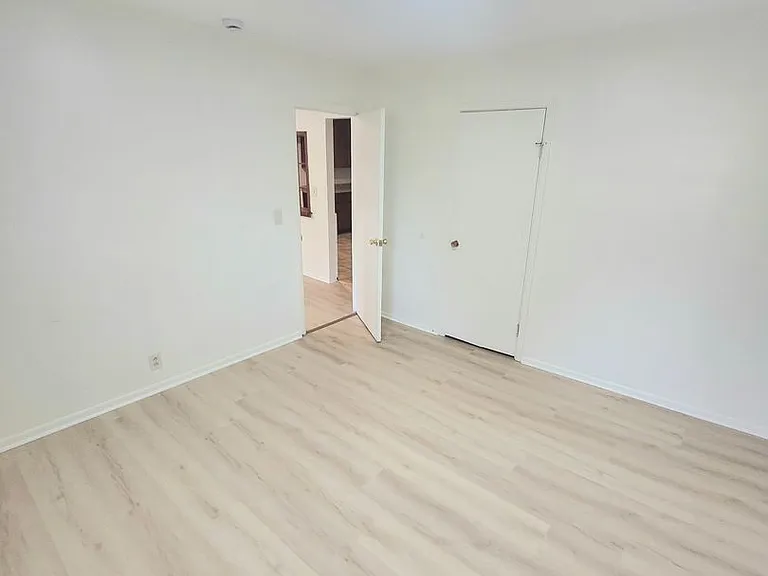 3254-3256 County Line Rd — Photo 5
