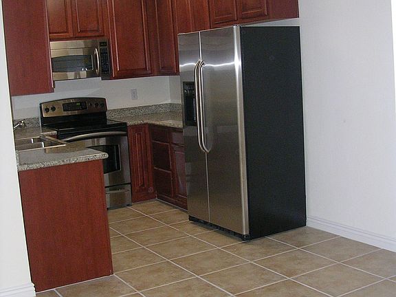 4th image of 3645 Ash St Unit 2