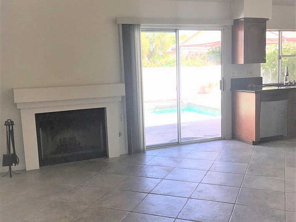 5th image of 44370 Willow Cir