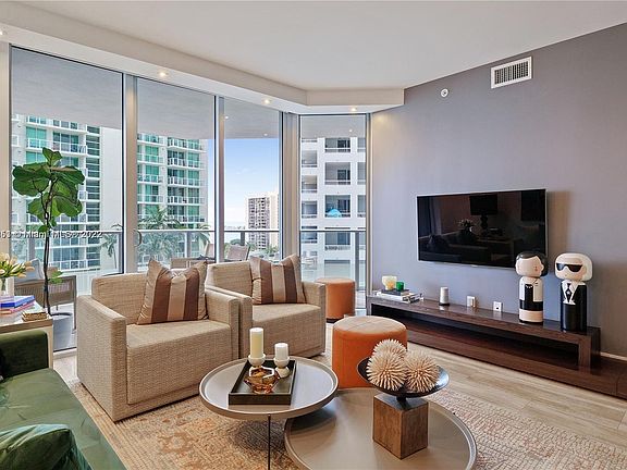 4th image of 1300 Brickell Bay Dr APT 1102