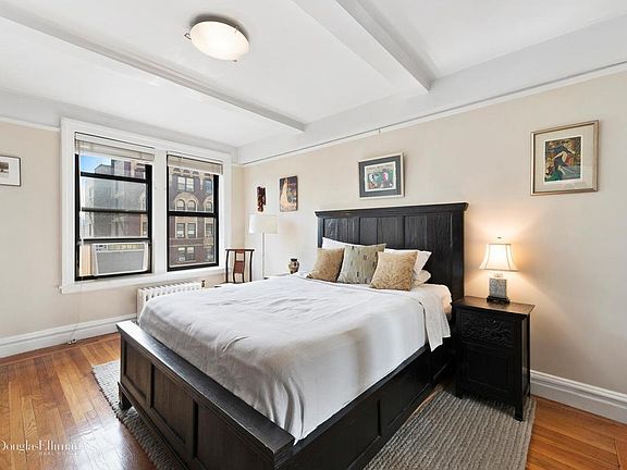 3rd image of 105 W 86th St #15B