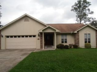 819 Modac Dr, Crossville, TN 38572