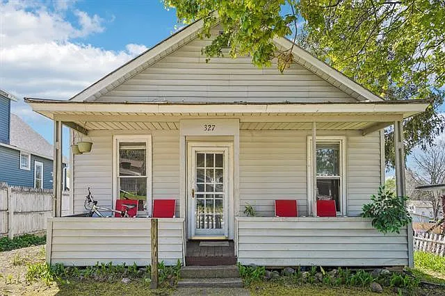 327 8th Avenue photo 1